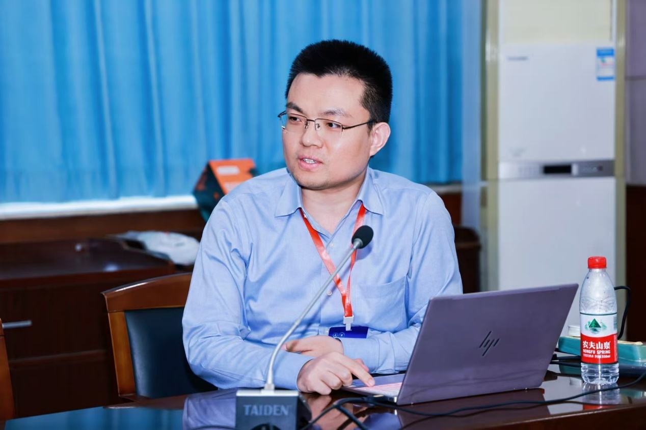 吴春林：科研求真秉初心，笃行教学育新人